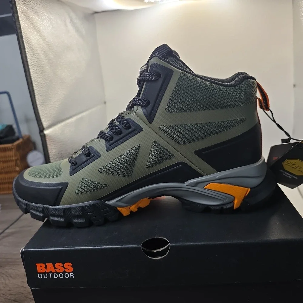 Bass Outdoor Vibram Peak Seamless Hiker Mid Green Boots Mens 7 BA22TV01 NEW